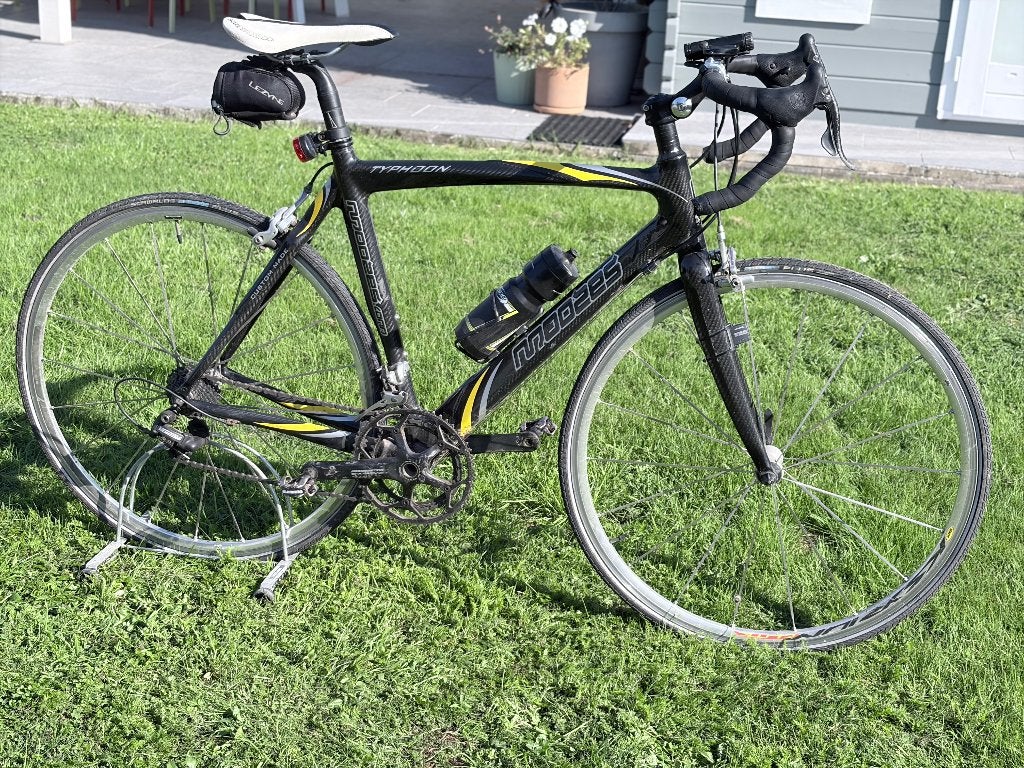 Koersfiets, Gebruikt, Carbon, 15 tot 20 versnellingen, 53 tot 57 cm