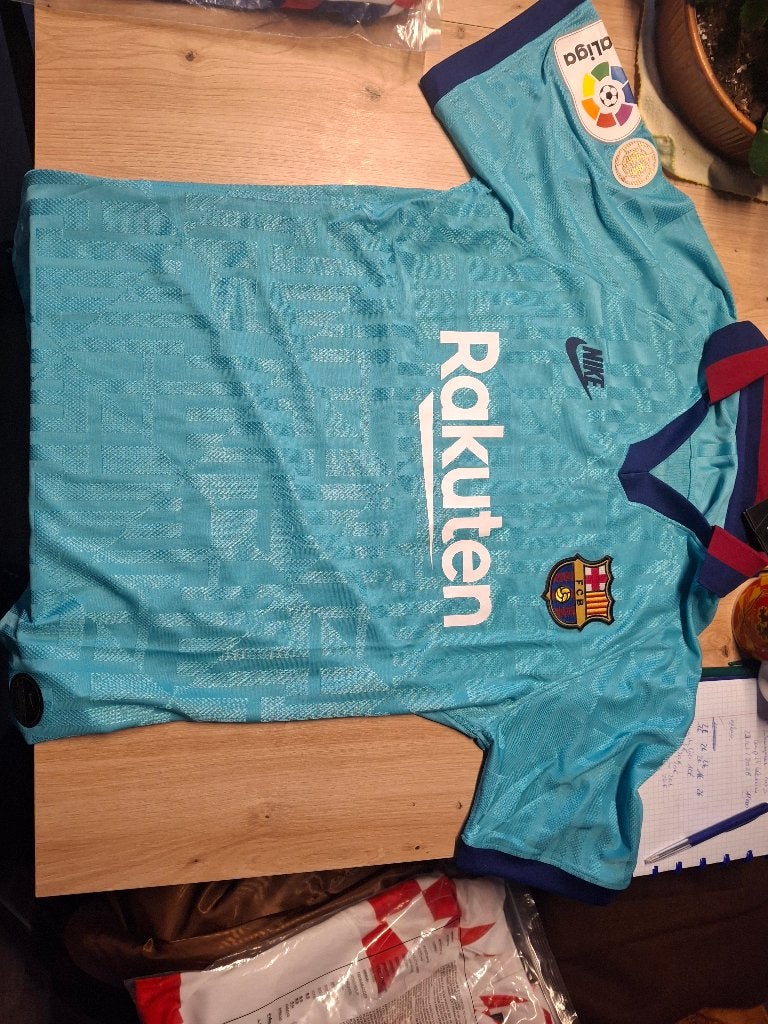 Vente de maillots de foot signés, Enlèvement, Comme neuf, Maillot