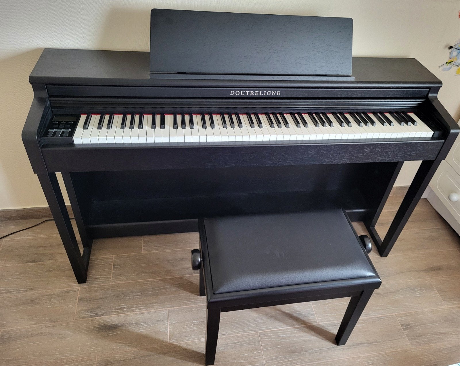 piano doutreligne, Muziek en Instrumenten, Ophalen, Zo goed als nieuw, Zwart, Piano