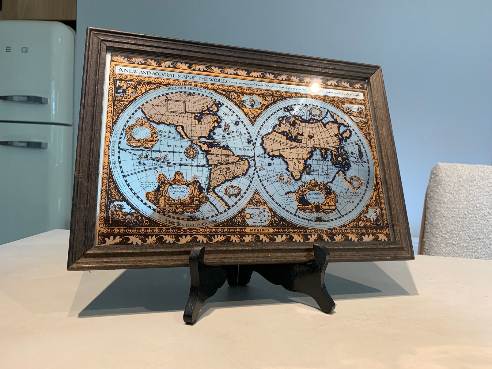 Miroir vintage carte du monde cadre en bois '70/80 Retro, Enlèvement ou Envoi
