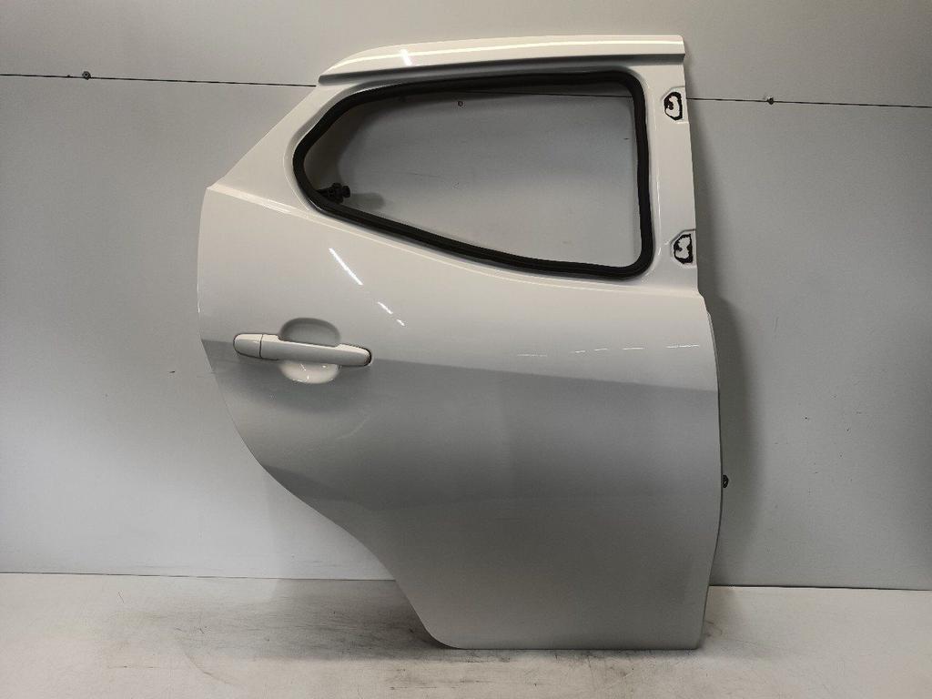Portier rechts achter Toyota Aygo, Auto-onderdelen, Onderdelen@venauto.nl, Van der Ven Autorecycling B.V., Gebruikt, Ettenseweg 76, 4706 PB Roosendaal, The Netherlands