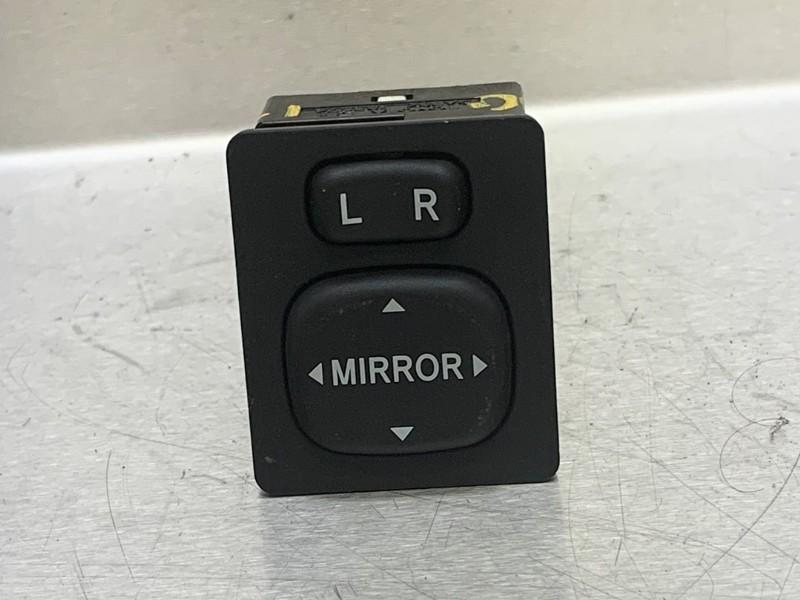 SPIEGEL SCHAKELAAR Toyota Yaris III (P13) (01-2010/09-2020), Auto-onderdelen, Dashboard en Schakelaars, Toyota, Gebruikt
