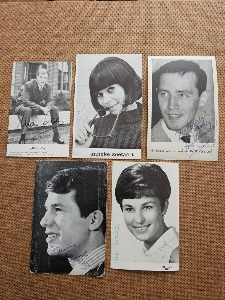 5 Gesigneerde Belgische artiesten, Verzamelen, Muziek, Artiesten en Beroemdheden, Ophalen of Verzenden