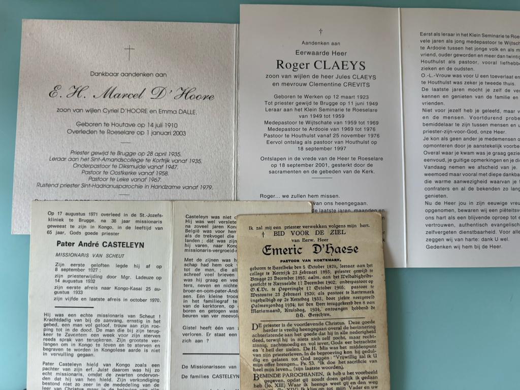 4 bidprentjes, 3 priester en 1 pater, Verzamelen, Bidprentjes en Rouwkaarten, Verzenden, Bidprentje