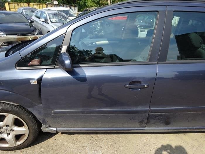 Portière 4portes avant gauche d'un Opel Zafira B (Z168), -, Opel, 3 mois de garantie, Utilisé