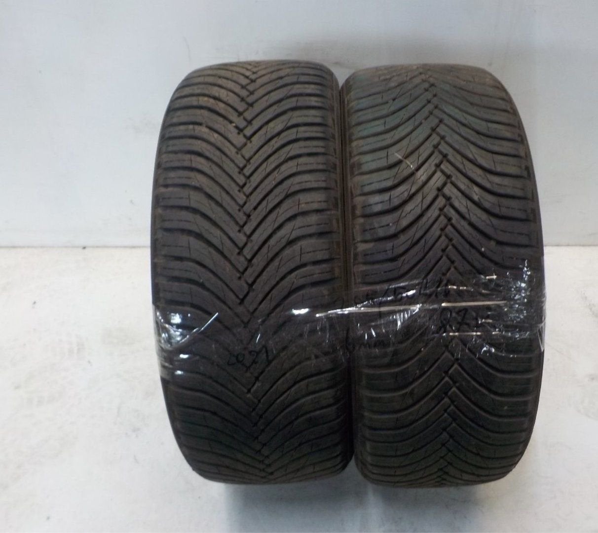 Bandenset 2 stuks Winter 205 50 R16, Auto-onderdelen, Banden en Velgen, Onderdelen@venauto.nl, Van der Ven Autorecycling B.V.