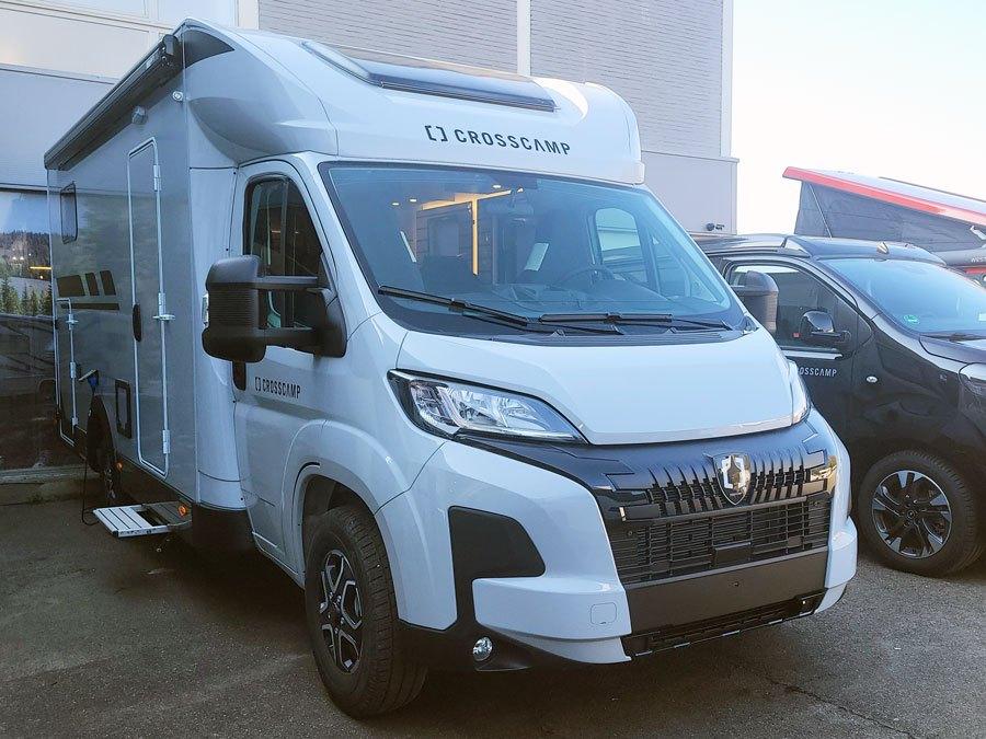Nieuwe Crosscamp EXPDN 7.0, Caravans en Kamperen, Mobilhomes, Automaat, 6 tot 7 meter, Bedrijf, Diesel