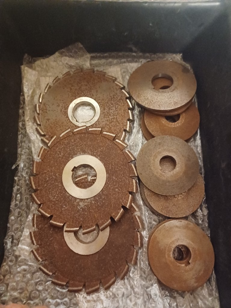 te koop : freesbladen, Ophalen, Zo goed als nieuw