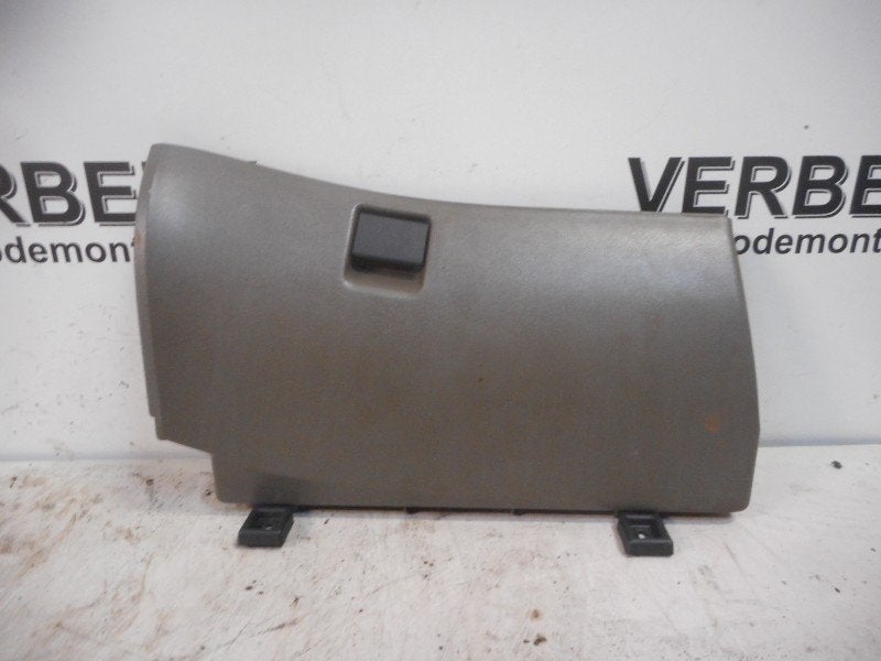 COMPARTIMENT A GANTS Opel Kadett E (33 / 34 / 43 / 44), Opel, Opel Automobile GmbH, Utilisé, Kontakt-opel@opel.com