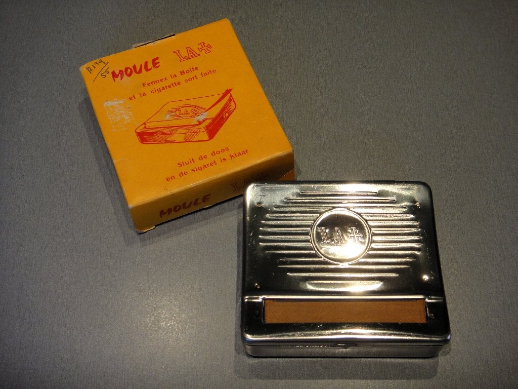 Moule LA+!, Enlèvement ou Envoi, Neuf, Boite à tabac ou Emballage