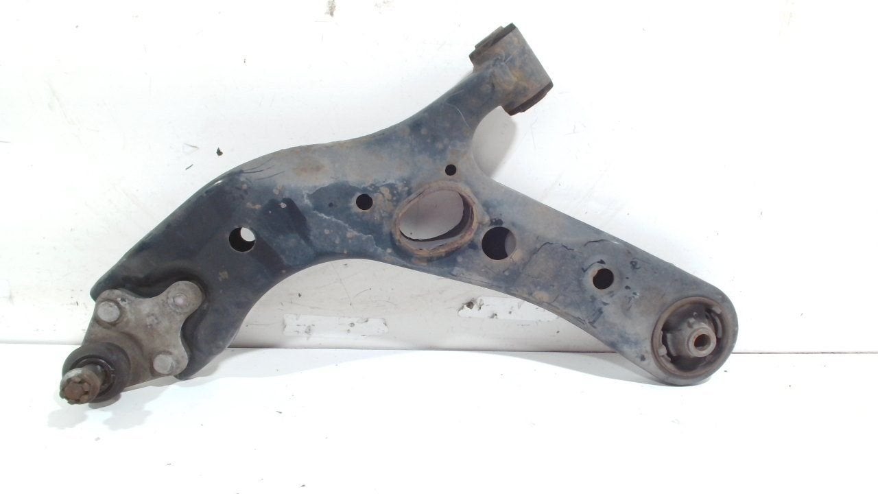 Draagarm links voor Toyota RAV4, Onderdelen@venauto.nl, Van der Ven Autorecycling B.V., Ettenseweg 76, 4706 PB Roosendaal, The Netherlands