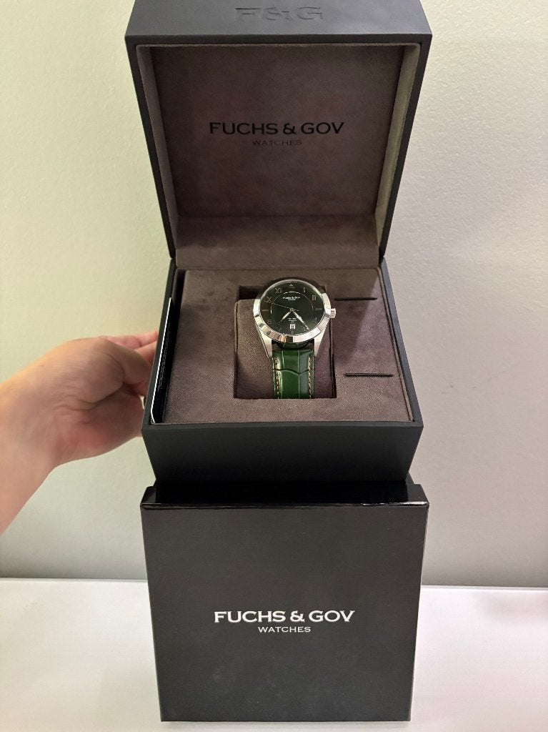 Fuchs & Gov « The First » Coffret complet éd. limitée (vert), Autres marques, Enlèvement ou Envoi, Cuir, Neuf