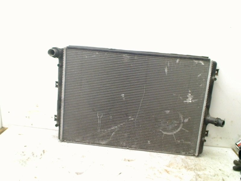 RADIATEUR EAU Volkswagen Golf VI (5K1) (1K0121251AB), Volkswagen, Volkswagen AG, Utilisé, Kundenbetreuung@volkswagen.de