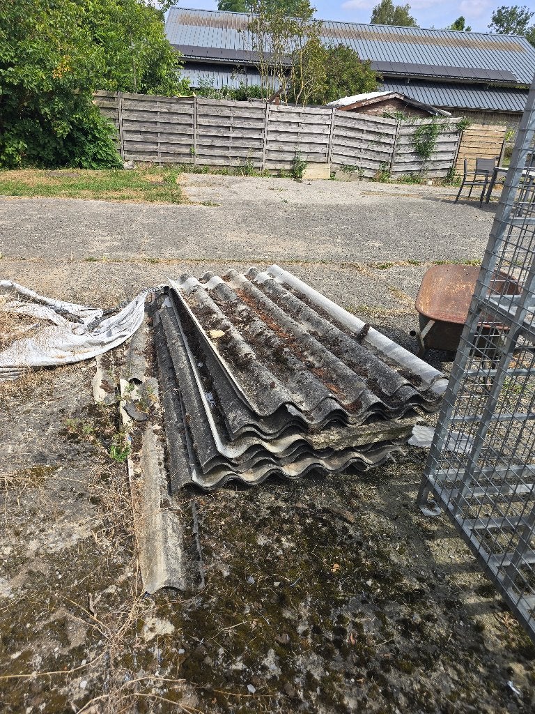 Tôle ondulées fibro ciment à donner, Bricolage & Construction, Tuiles & Revêtements de toit, Enlèvement, Utilisé, Noir, Tôle ondulée