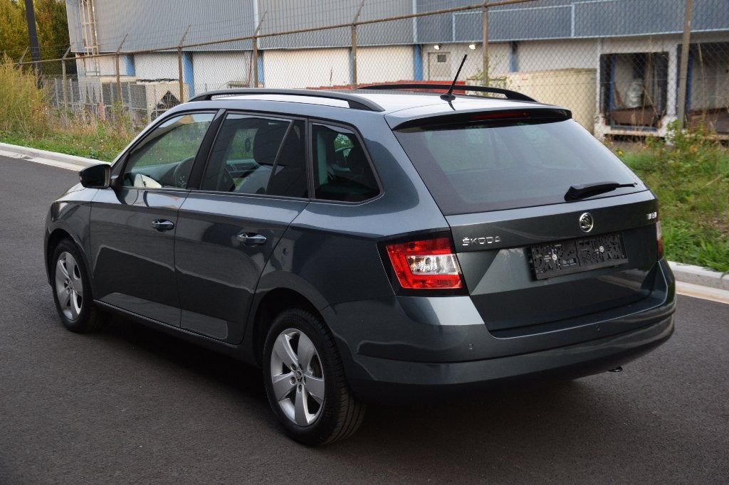 Skoda Fabia SW 1.2 TSI Ambition 90cv, 1197 cm³, Argent ou Gris, Achat, Entreprise