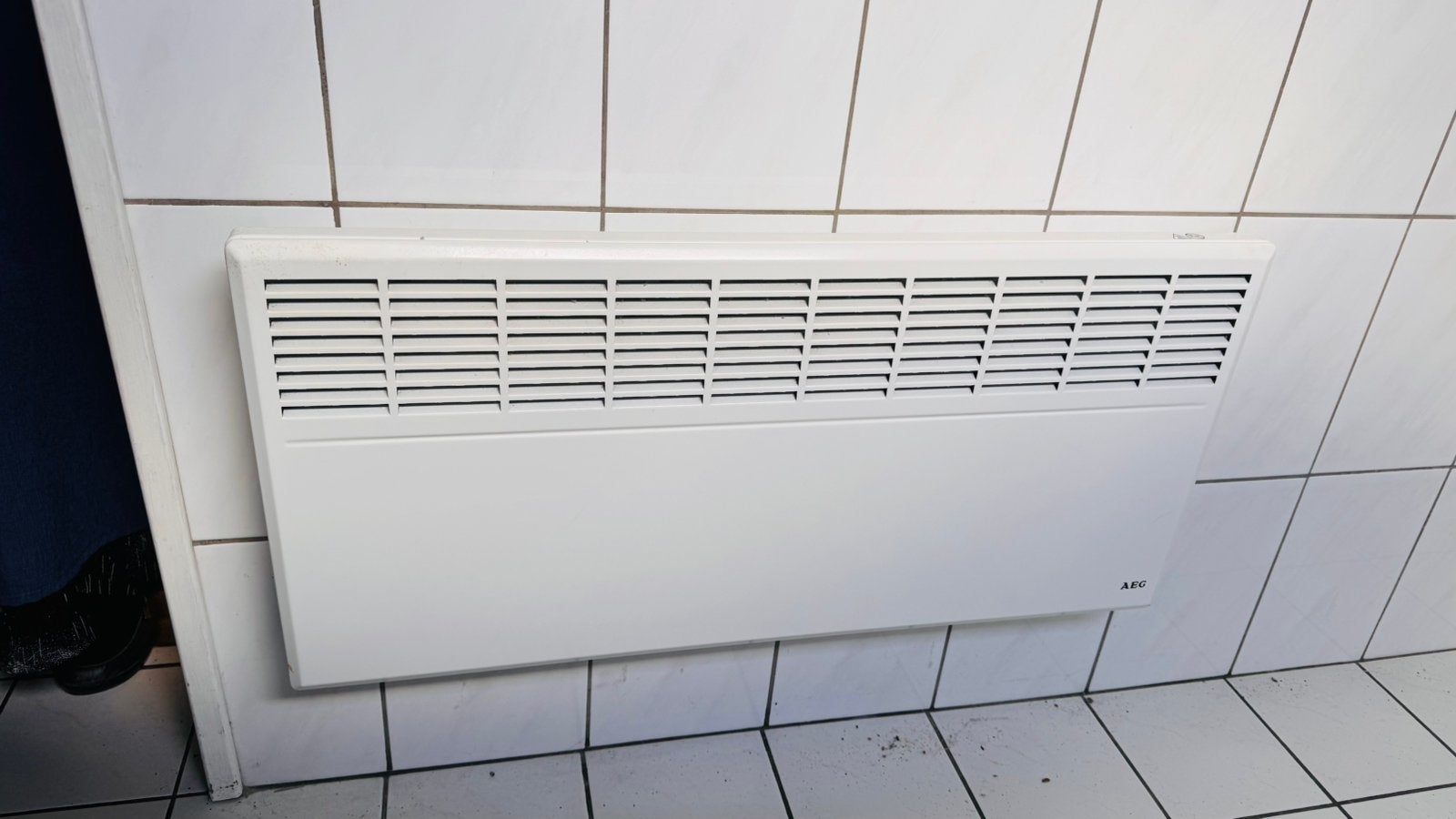 AEG elektrische muurverwarming – werkt perfect, Ophalen, Zo goed als nieuw