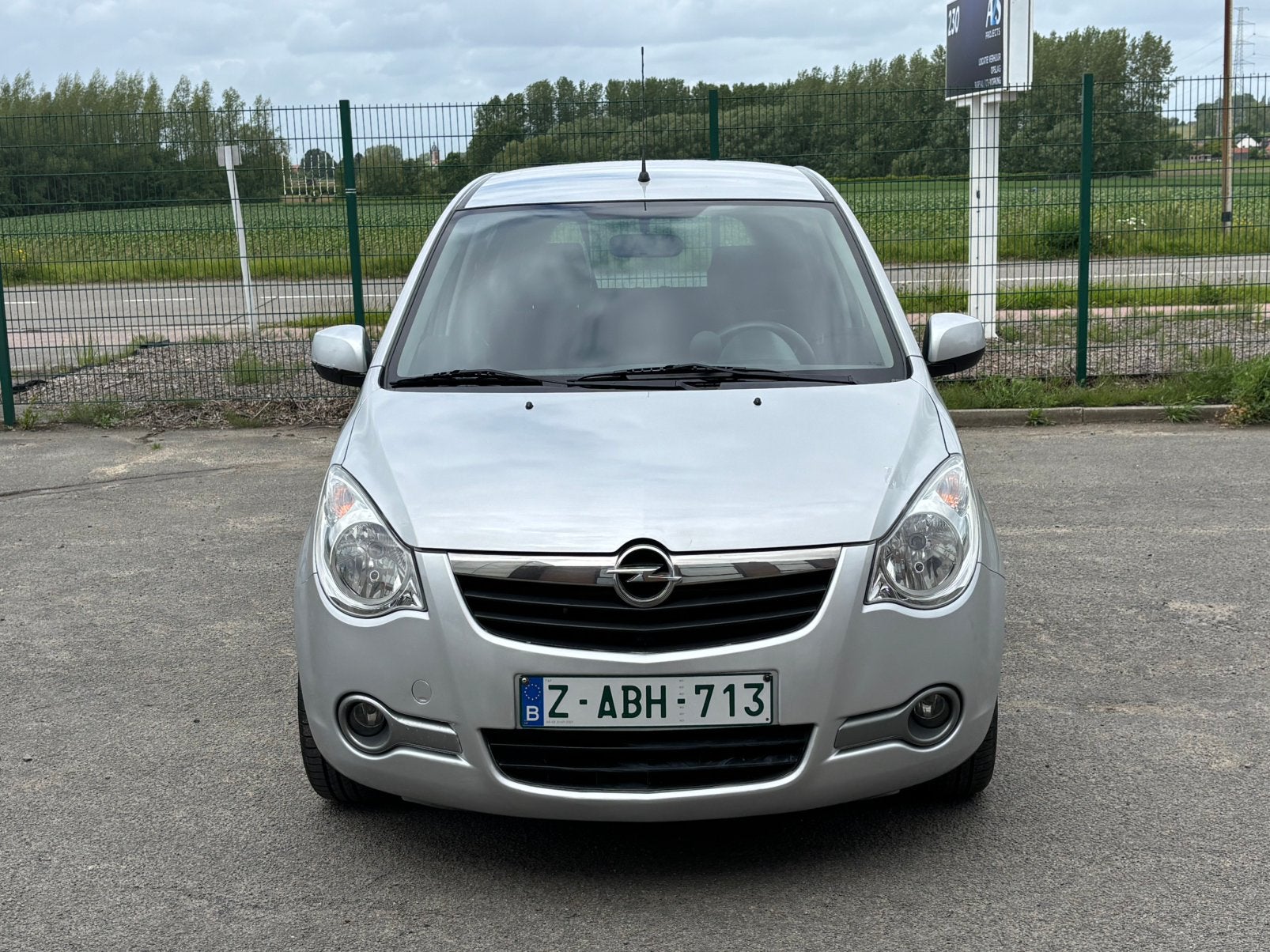 Opel Agila2013 1L essence lez ok Airco 79000km, Auto's, Opel, Euro 5, 50 kW, 996 cc, Bedrijf