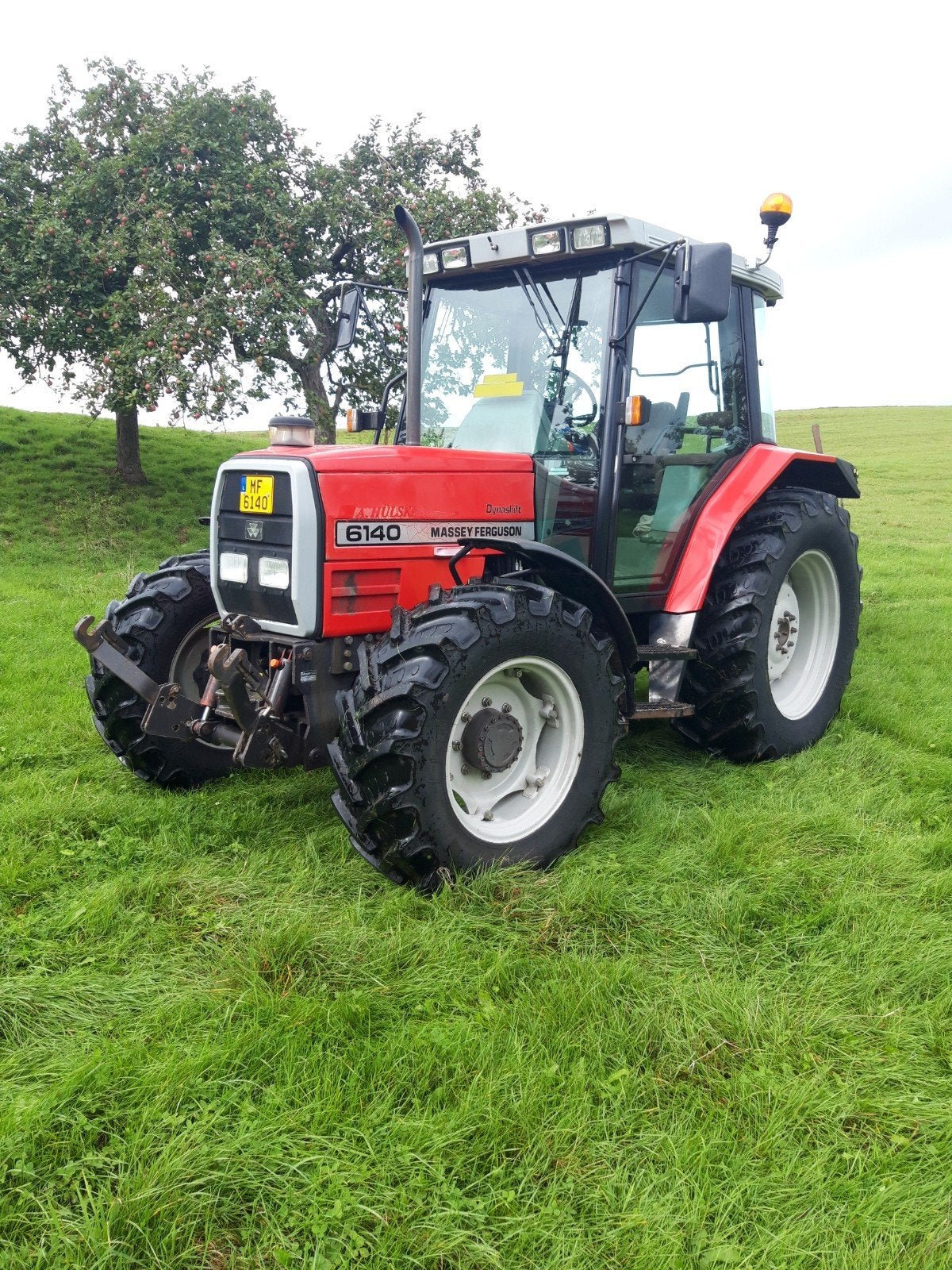Massey Ferguson 6140, Articles professionnels, Massey Ferguson