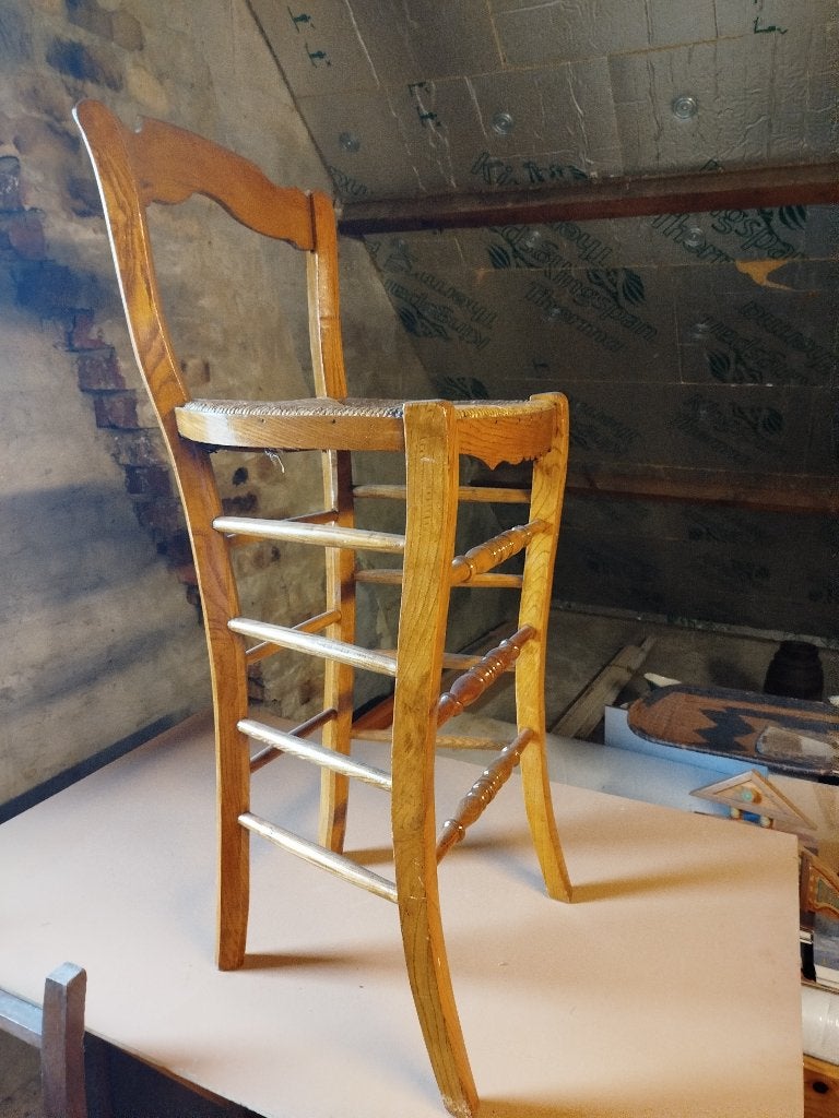 Hoge stoel , rietwerk, Huis en Inrichting, Ophalen, Gebruikt, Hout