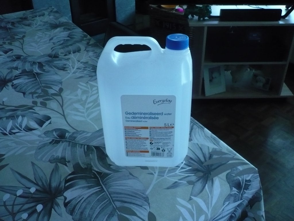 A donner bidon plastic 5l, Enlèvement, Neuf