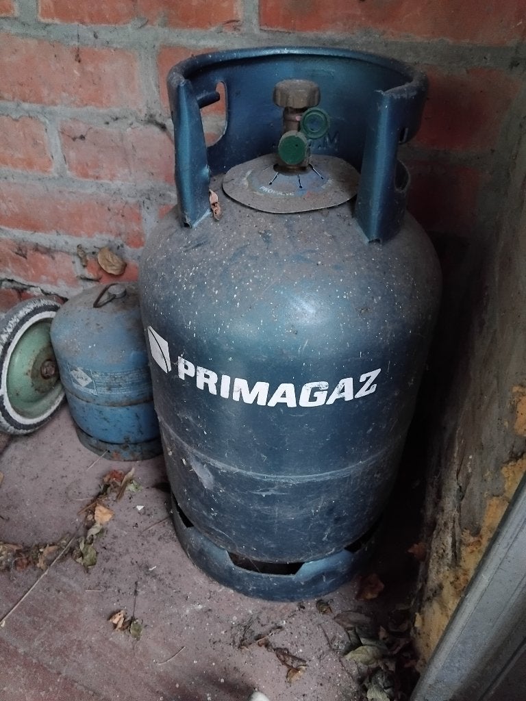 bonbonne de gaz 13 KGS, Enlèvement