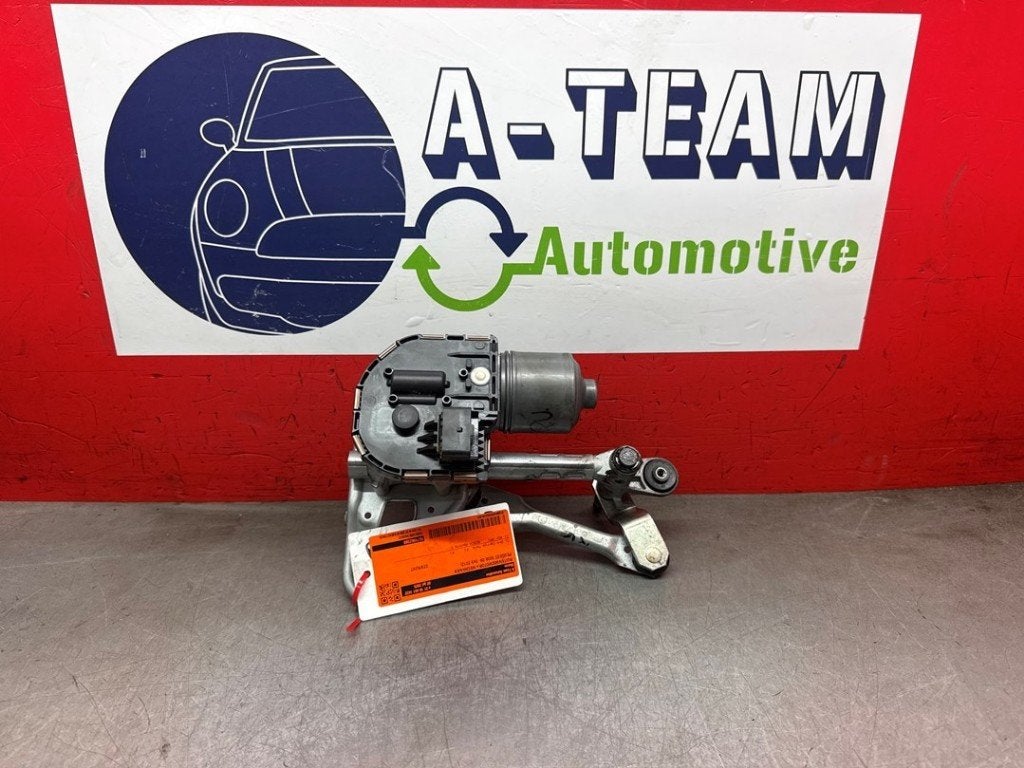 MOTEUR + TRINGLERIE ESSUIE GLACE AVANT 5008 I (0A / 0E), Robert Bosch AG, Utilisé, Robert-Bosch-Allee 1
74232  Abstatt, DE, Engineering@bosch.com