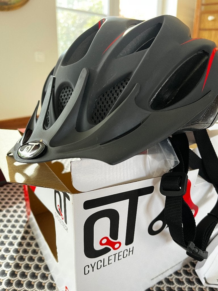 4 casque vélos NEUFS (54-58 cm) QT Cycletech, Neuf, Autres matériaux, Enlèvement ou Envoi, Autres types