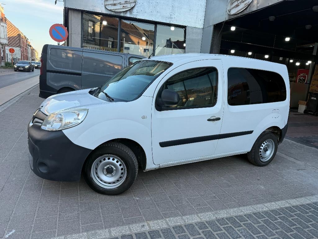 Renault Kangoo 1.5dCi jaar 2014*Nieuwe koppeling*, Auto's, Bestelwagens en Lichte vracht, Bedrijf, Te koop, ABS, Airbags, Centrale vergrendeling