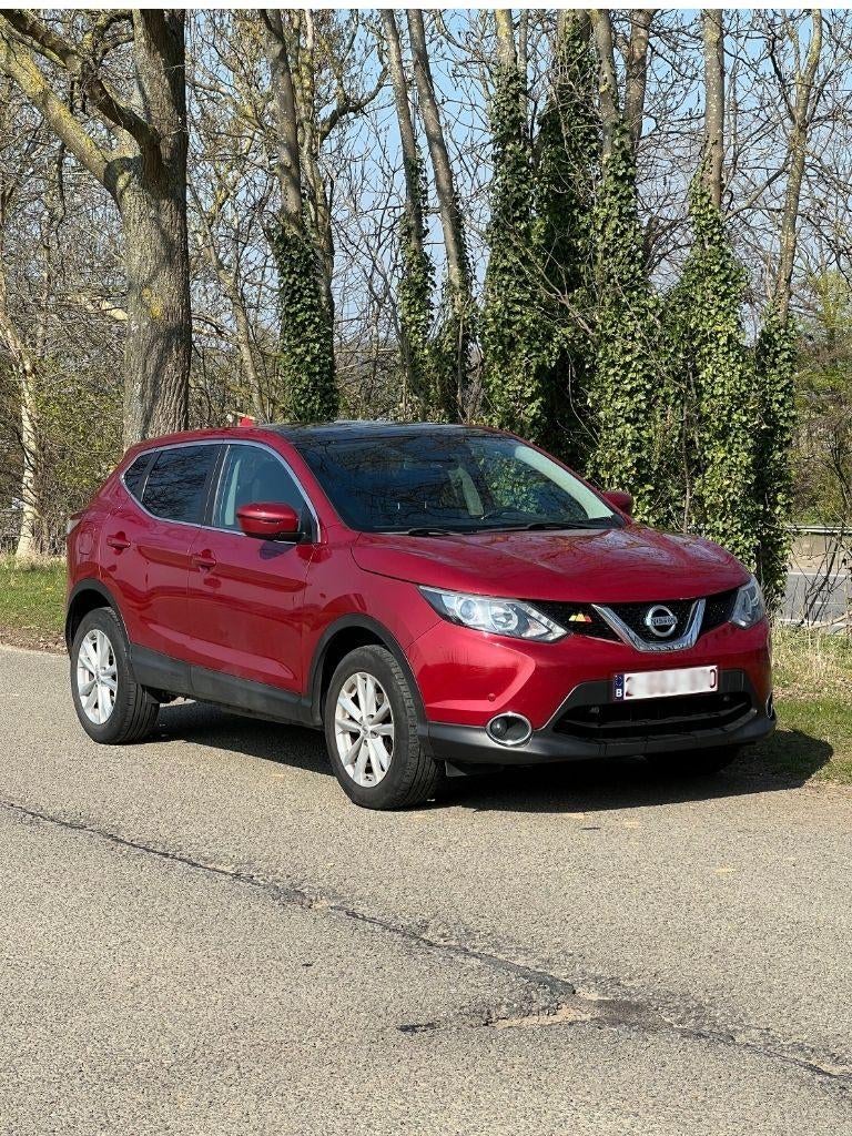 Nissan Qashqai 1.2 (2014) | 73.000 km | Panoramisch dak, Autos, Nissan, Rouge, Euro 5, Achat, 4 portes