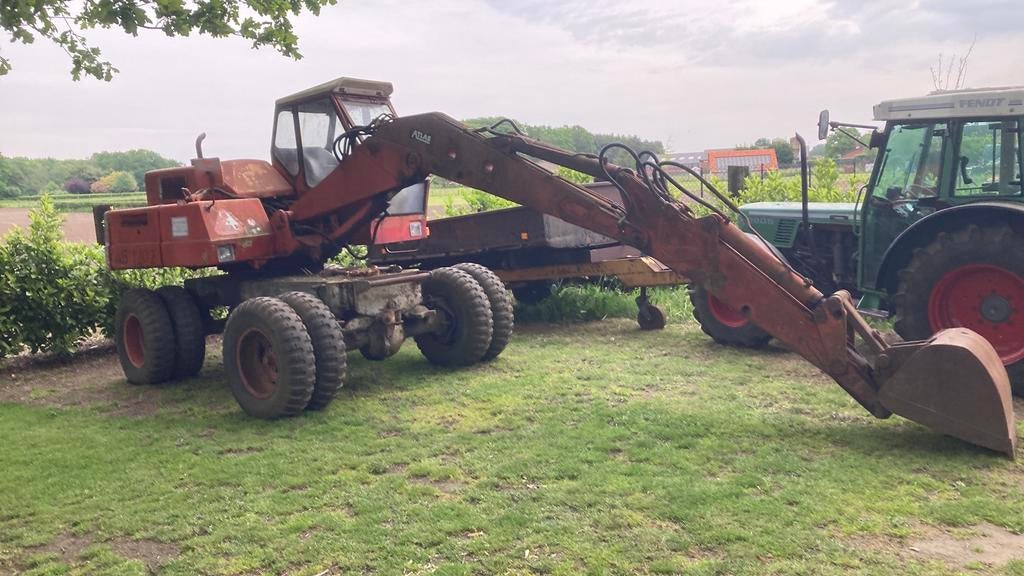 Atlas bandenkraan ab1202, Articles professionnels, Machines & Construction | Grues & Excavatrices, Enlèvement, Grue