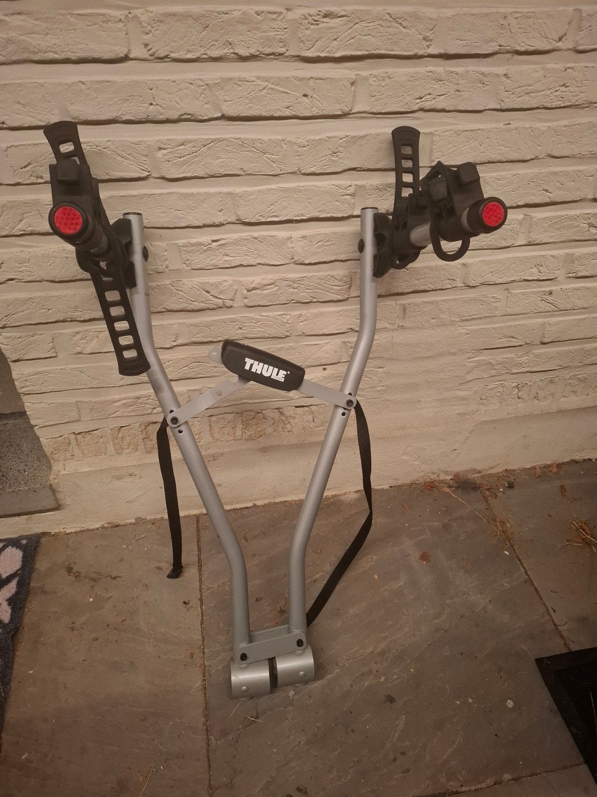 Porte-vélos Thule avec attelage pour 2 vélos - sangles en ca, Enlèvement, 2 vélos, Comme neuf, Support d'attelage