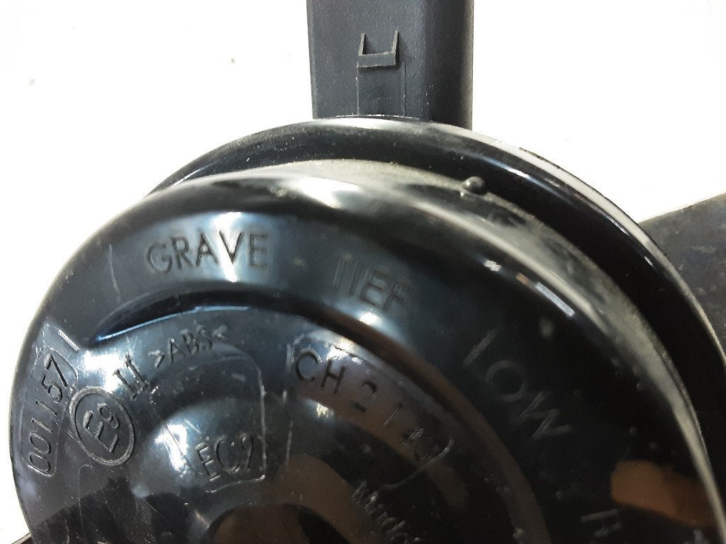 AVERTISSEUR/KLAXON Audi SQ7 (4MB / 4MG) (4M0951221D), Mevr. I. Hauben, Audi, Utilisé, Rue de l'Espoir 34 34
4030  GRIVEGNÉE, BE