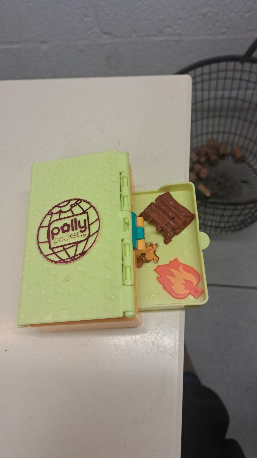 een Polly Pocket Pop-Up Destination Guidebook (uitgebracht 2, Ophalen of Verzenden, Gebruikt