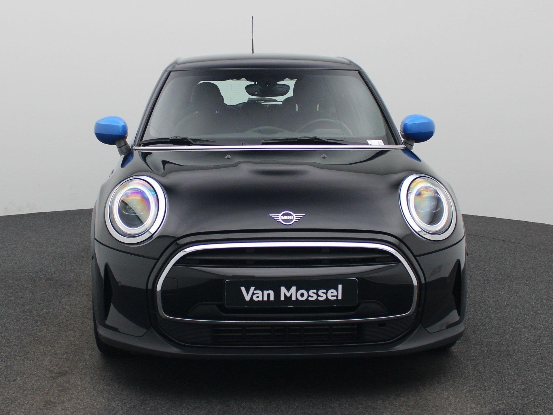 MINI Mini 5 door One, Autos, Mini, 75 kW, Achat, Boîte manuelle, Noir
