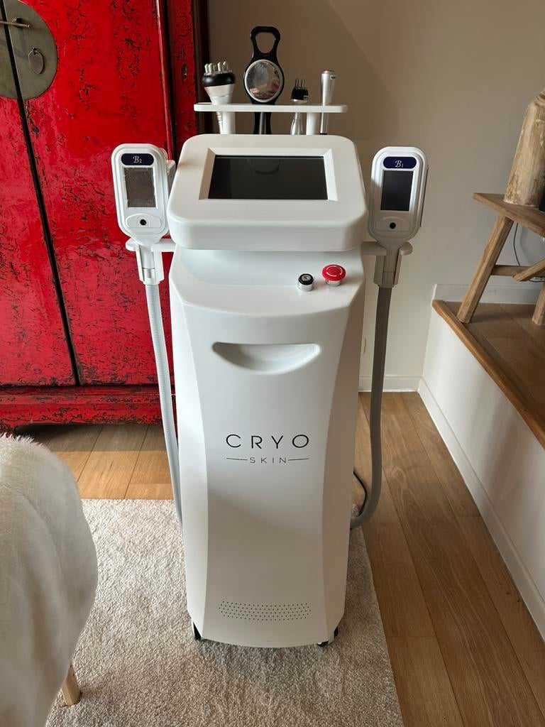 Eden Skin - Cryolipolyse / Lipocavotation / Radiofréquence, Enlèvement, Comme neuf, Autres types