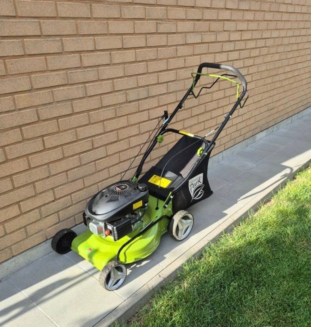Grasmachine zelftrekker, Tuin en Terras, Ophalen