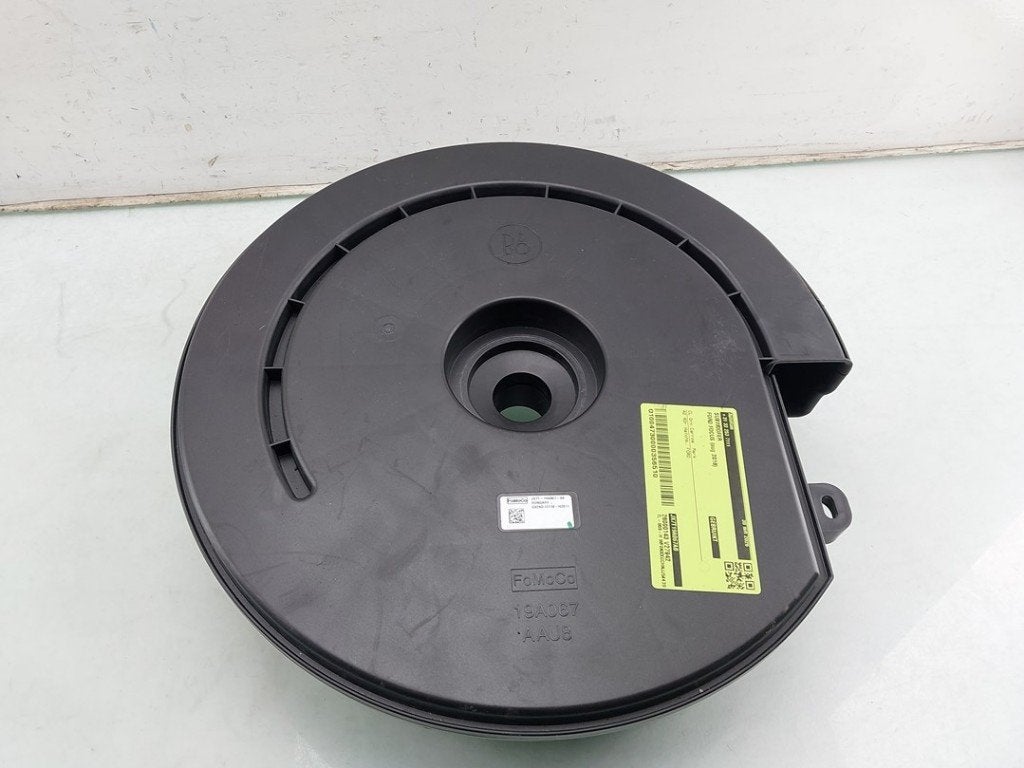 SUBWOOFER Ford Focus 4 (|JX7T19A067AB|2201135|), Gebruikt, Henry-Ford-Straße  1
50735  Köln, DE, Ford-Werke GmbH, Kunden@ford.com