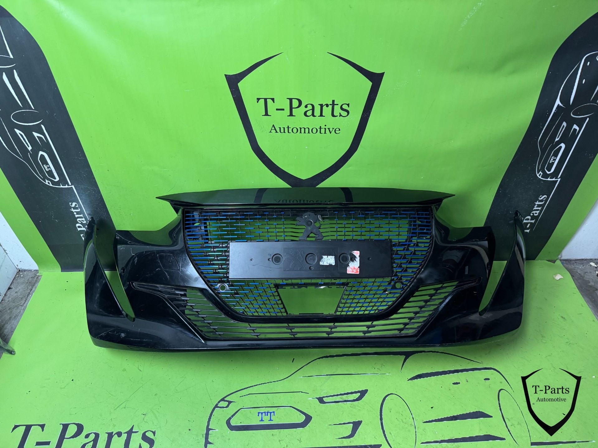 peugeot 208 GT line voorbumper bumper grille 19+, Taurusavenue 1
2132 LS  Hoofddorp, NL, Gebruikt, Contact.group@renault.com, Stellantis N.V.