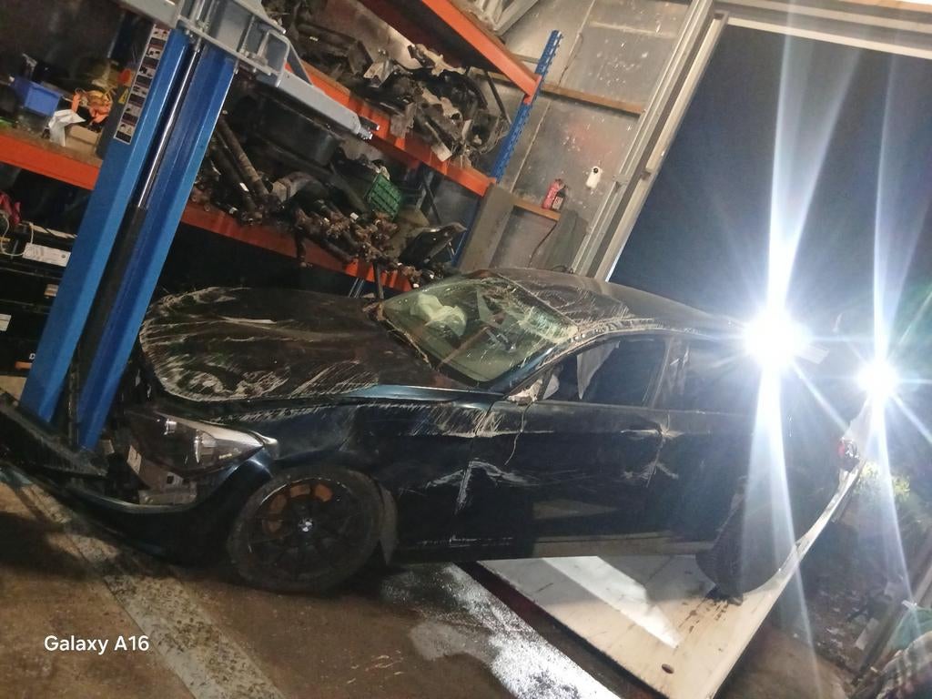 Bmw série 1 f20 f21 en pièces détachées uniquement plusieurs, Enlèvement, BMW