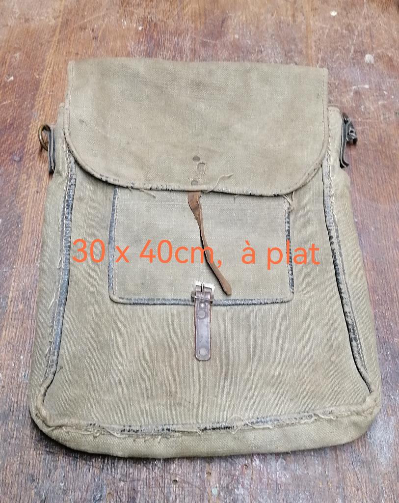 Duitse artillerie en militaire tas uit Tweede Wereldoorlog, Verzamelen, Militaria | Tweede Wereldoorlog, Verzenden, Overige soorten