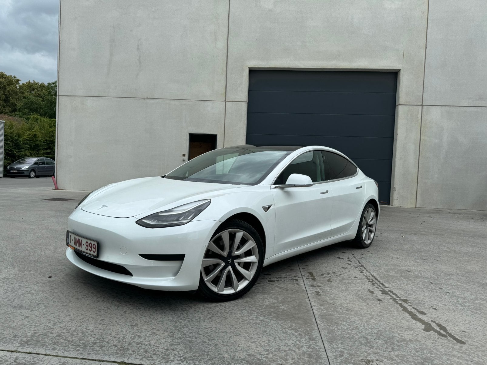 Tesla Model 3 SR+ — 2020 — 110 000 km — Jantes 19 pouces, Autos, Tesla, Achat, Entreprise, Jantes en alliage léger, Blanc
