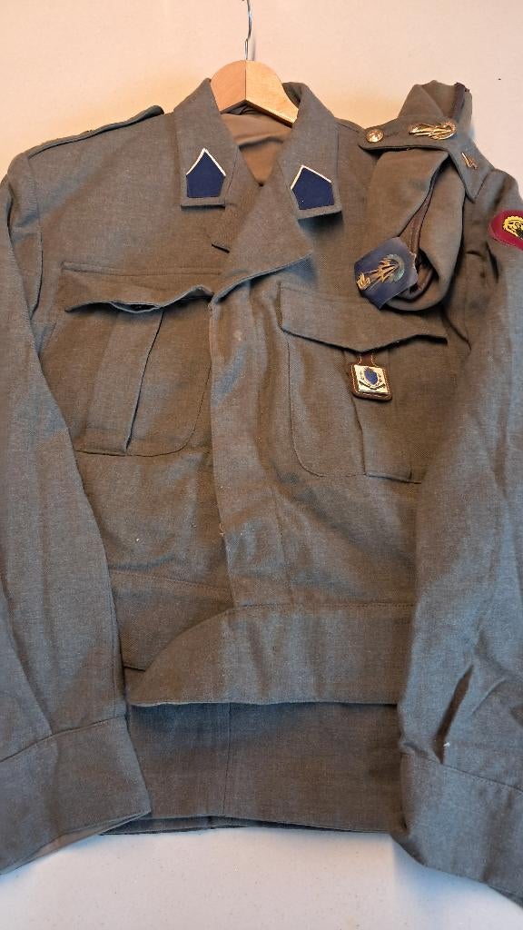 BELGIQUE - ABL - TENUES DIVERSES, Enlèvement ou Envoi, Armée de terre, Vêtements ou Chaussures