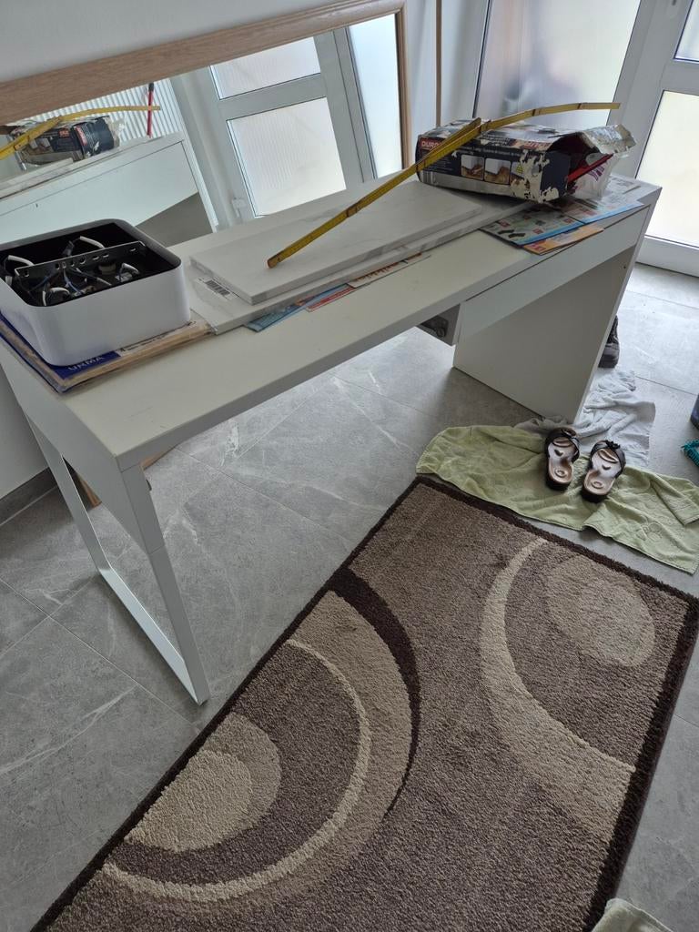 Bureau, Ophalen
