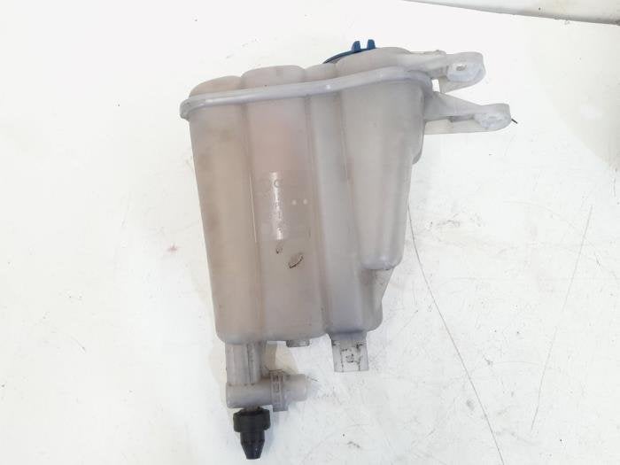 Réservoir d'expansion d'un Audi A4, -, 3 mois de garantie, Audi, Utilisé