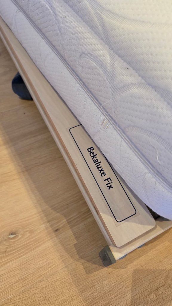 eenpersoonsbed met beka matras en lattenbodem, Ophalen, 90 cm, Eenpersoons, Zo goed als nieuw