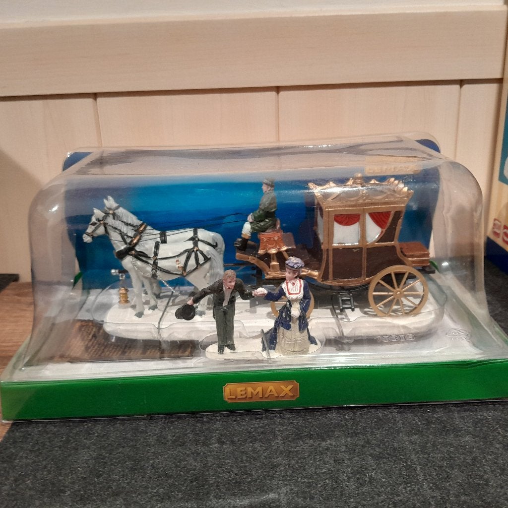 LEMAX tafelaccent paarden en koets (nieuw), Enlèvement, Neuf