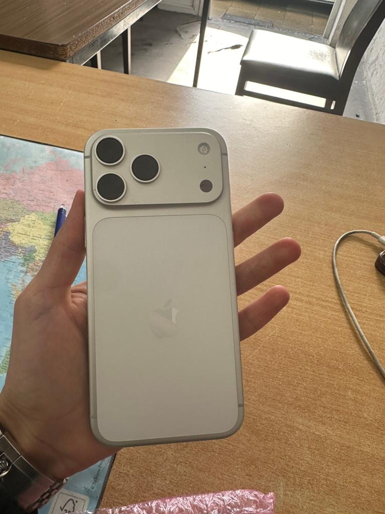 Iphone 17 pro max 256gb, Enlèvement, Comme neuf, IPhone 17