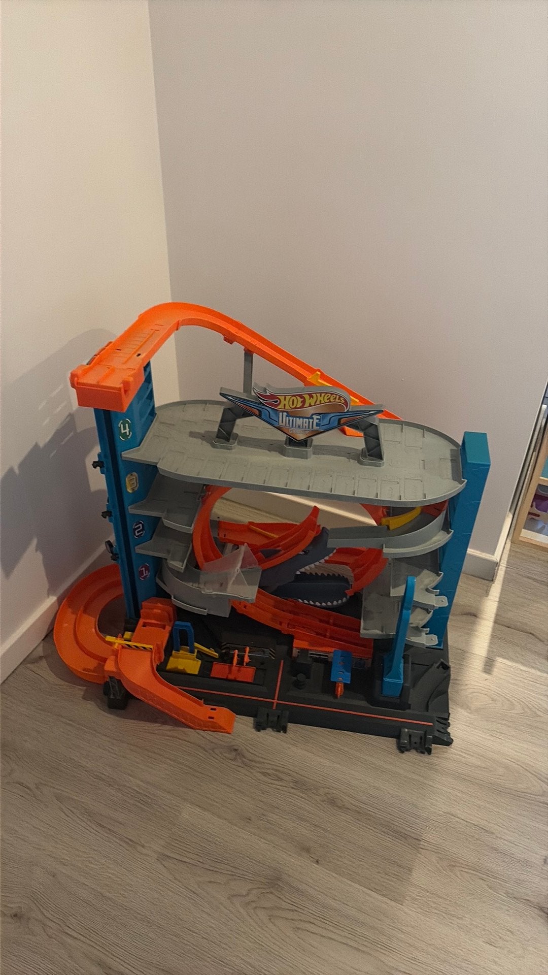 Hotwheels garage, Kinderen en Baby's, Ophalen, Zo goed als nieuw