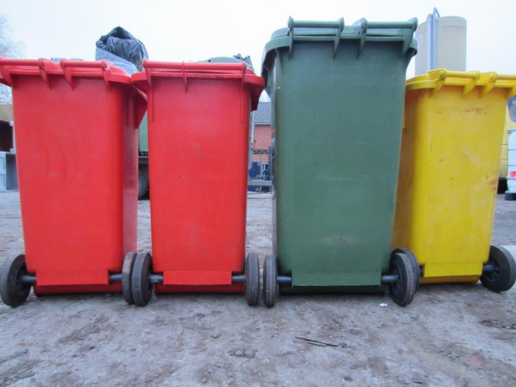 vuilnis-groenbak kunststof-plastic- afvalbak+kistjes kratten, Tuin en Terras, Ophalen, Zo goed als nieuw