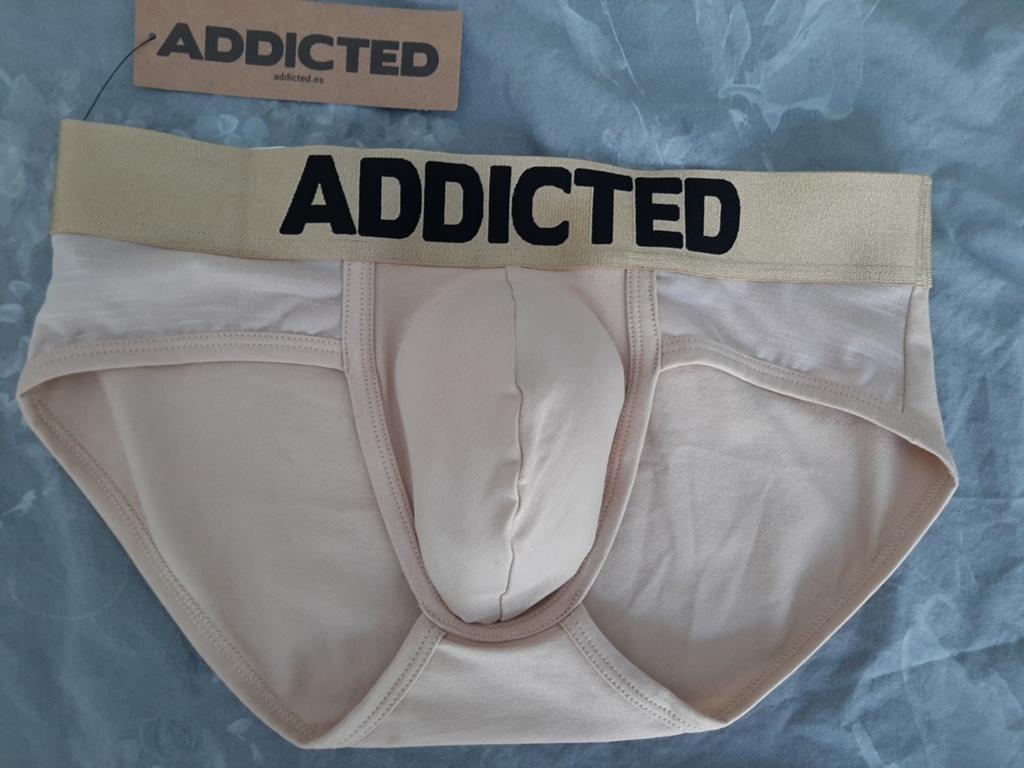 Opkuis ondergoed mannen sexy slip Addicted Medium  Nieuw, Vêtements | Hommes, Sous-vêtements, Enlèvement ou Envoi, Beige, Slip